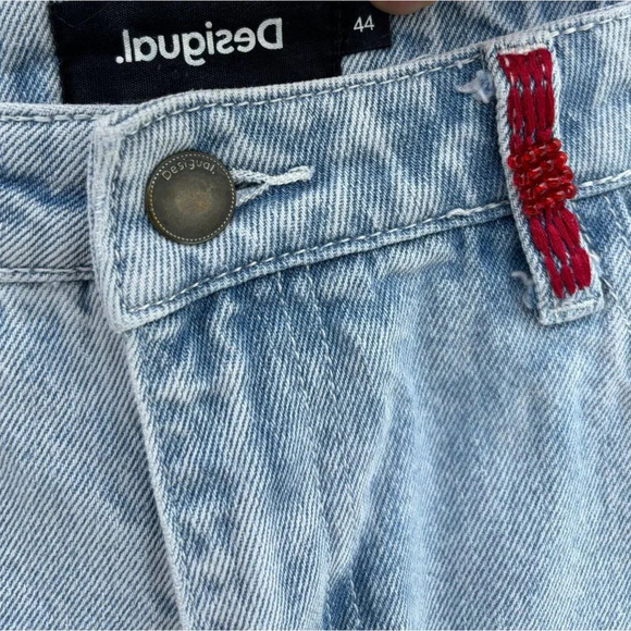 Desigual Womens Embroidered Flower Cropped Denim Jeans Light Blue Size 44 - Picture 10 of 16
